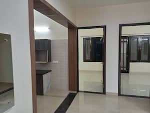 Room in 3.5 BHK Apartment at Rishita Celebrity Greens, Sushant Golf City – for Rent