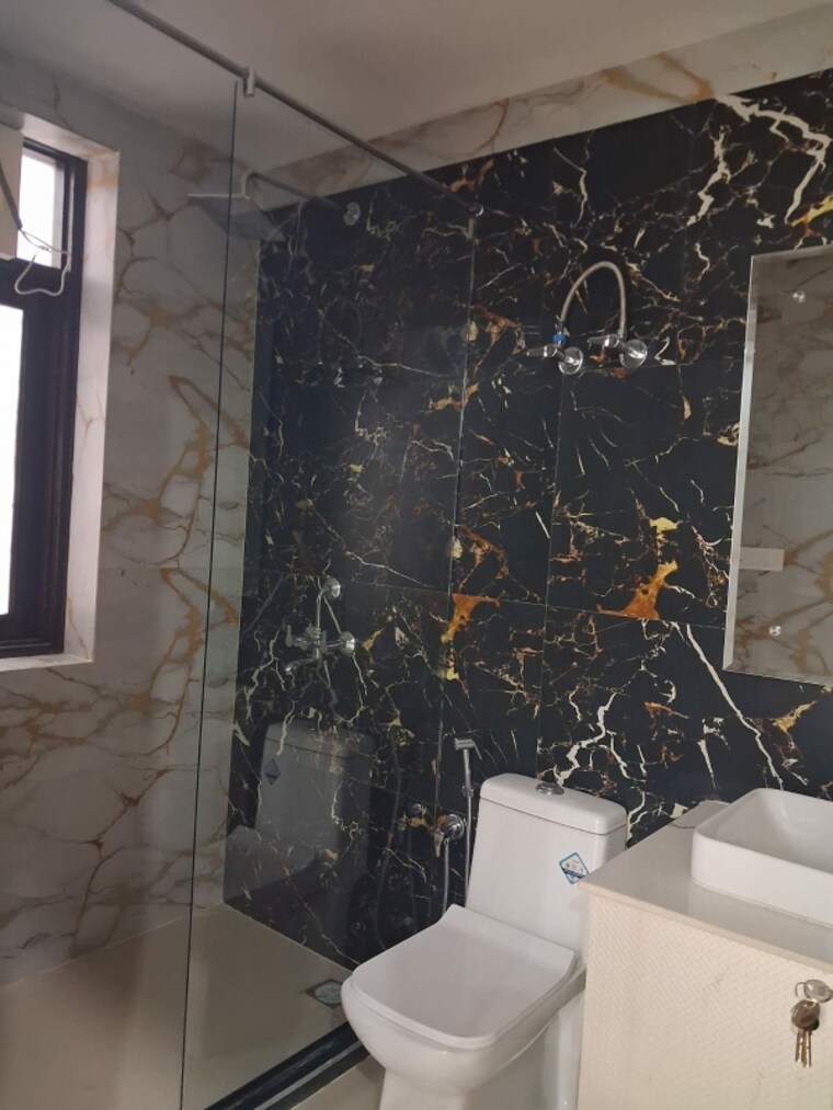 Balcony, sector 21a 4 Bedroom 4500 Sq.Ft. Builder Floor In Sector 21a Faridabad 9665898