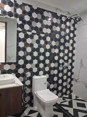 Master Bedroom in 4 BHK Builder Floor at Sector 21a – for Rent