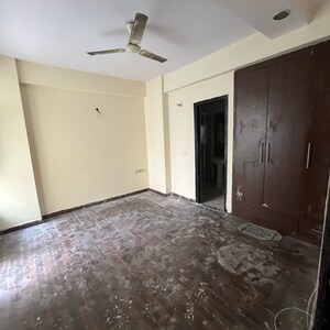 Bedroom in 2.5 BHK Apartment at Prateek Laurel, Sector 120 – for Rent