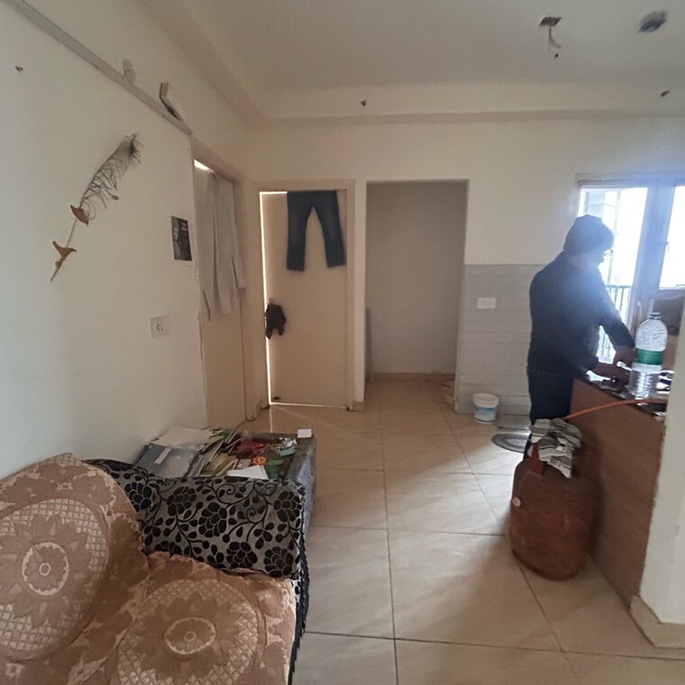 Living Room, gaur-yamuna-city-16th-park-view 2 Bedroom 1115 Sq.Ft. Apartment In Sector 19 Yamuna Expressway Greater Noida 9665957