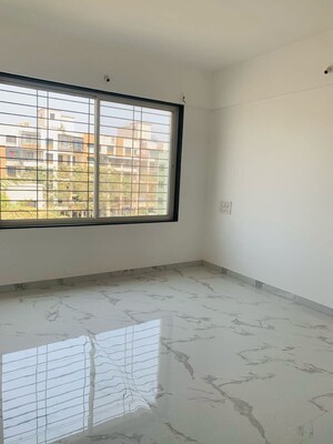 Room in 2 BHK Apartment at Border Road Housing Society, Dhanori – for Rent