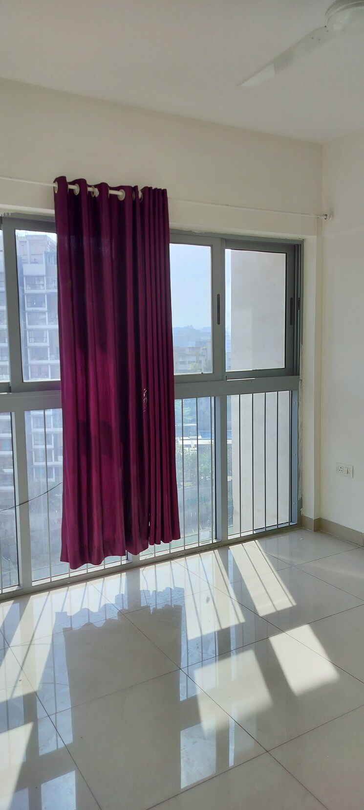 Balcony, amanora-neo-towers 2.5 Bedroom 1250 Sq.Ft. Apartment In Hadapsar Pune 9665964