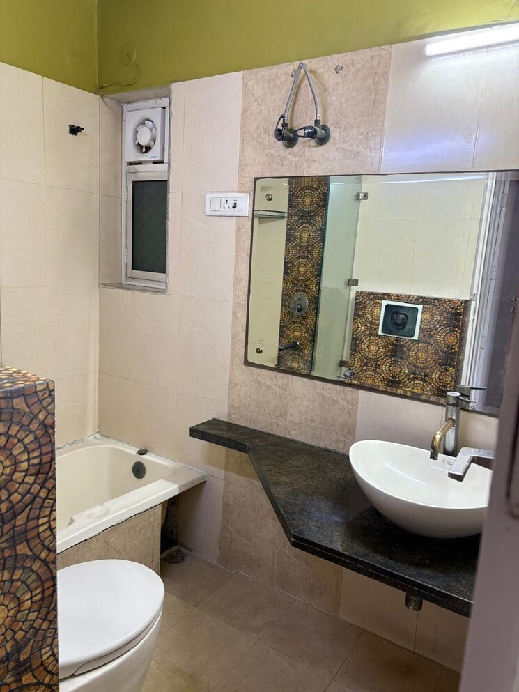 Bathroom, ats-greens-i 2 Bedroom 1130 Sq.Ft. Apartment In Sector 50 Noida 9665960