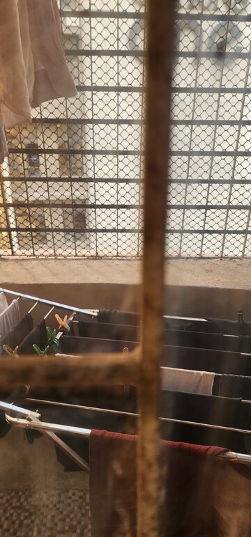 Furnished Amenities in 2 BHK Apartment at Dadar West – for Rent