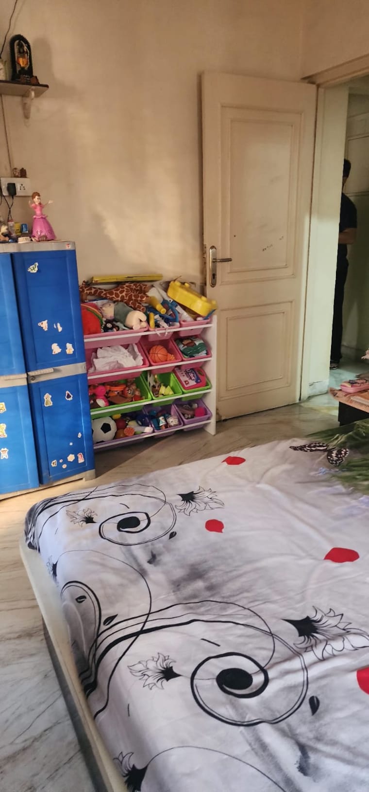 Bedroom, dadar west 2 Bedroom 750 Sq.Ft. Apartment In Dadar West Mumbai 9666000