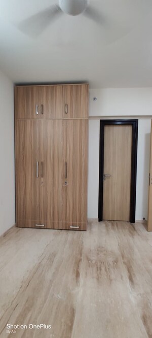 Room in 2 BHK Apartment at L & T Emerald Isle Tower 15, Powai – for Sale