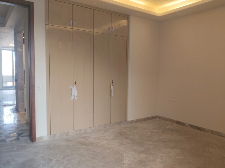 Room, greater kailash part 3 3 Bedroom 1800 Sq.Ft. Builder Floor In Greater Kailash Part 3 Delhi 9666016