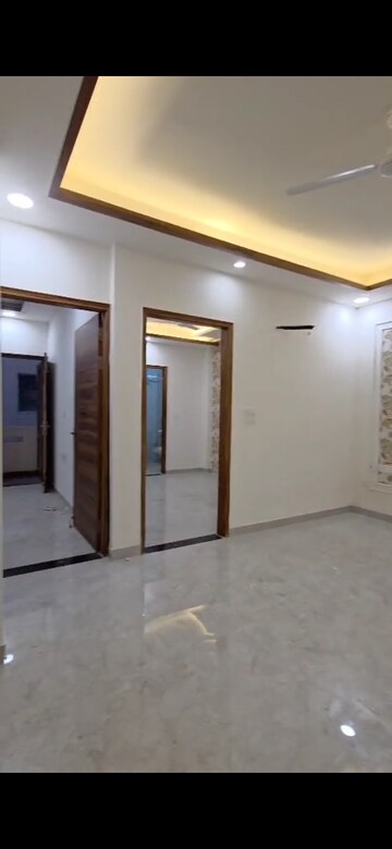 Room in 3 BHK Builder Floor at Sector 88 – for Sale