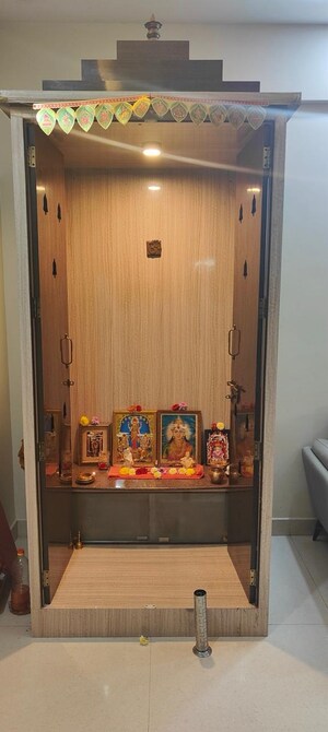 Furnished Amenities in 3 BHK Builder Floor at Poorna Pragna Layout – for Sale