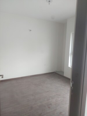 Room in 2 BHK Builder Floor at Bptp Park Floors I, Sector 77 – for Sale