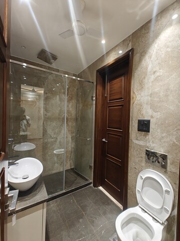 Bathroom in 3 BHK Builder Floor at Ansal Sushant Apartments, Sushant Lok I – for Rent