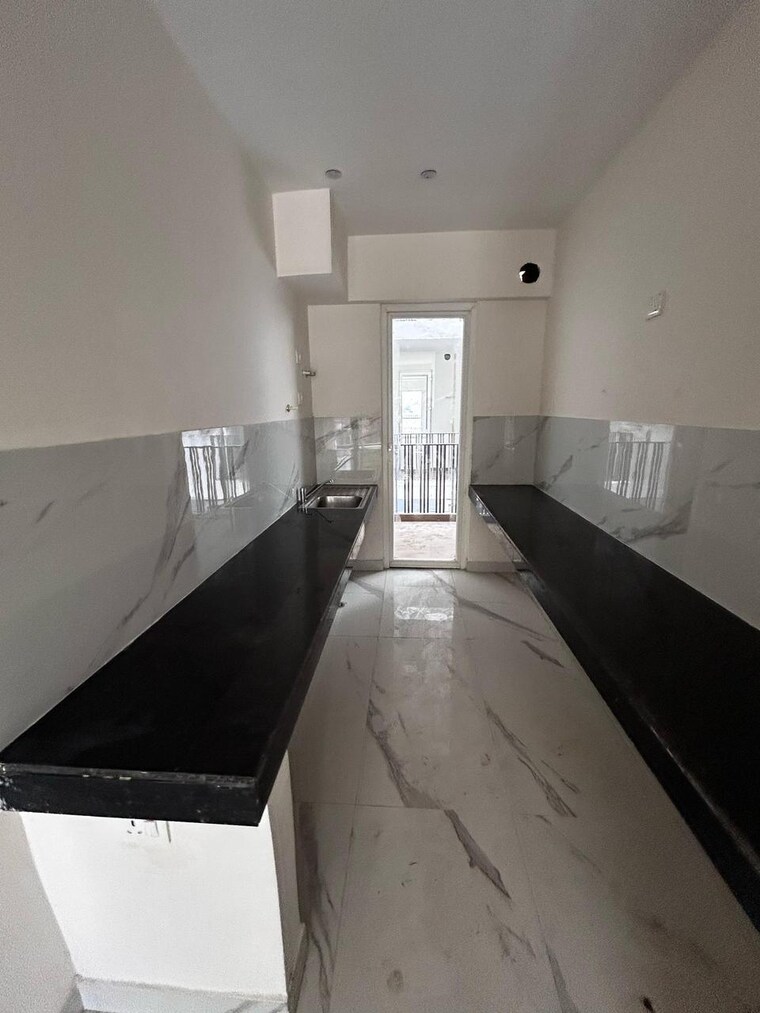 Kitchen, smart-world-gems 2.5 Bedroom 1106 Sq.Ft. Builder Floor In Sector 89 Gurgaon 9666076