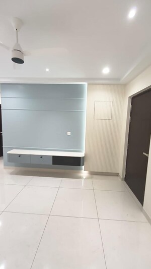 Furnished Amenities in 2.5 BHK Apartment at Aparna Sarovar Zicon, Nallagandla – for Rent