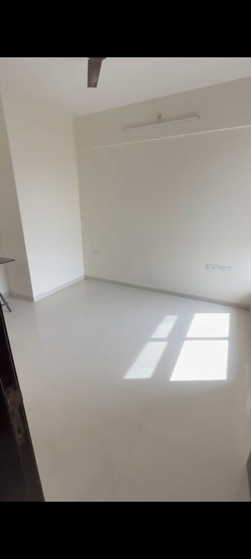 1.5 BHK Apartment For Rent in Sheth Zuri, Laxmi Nagar