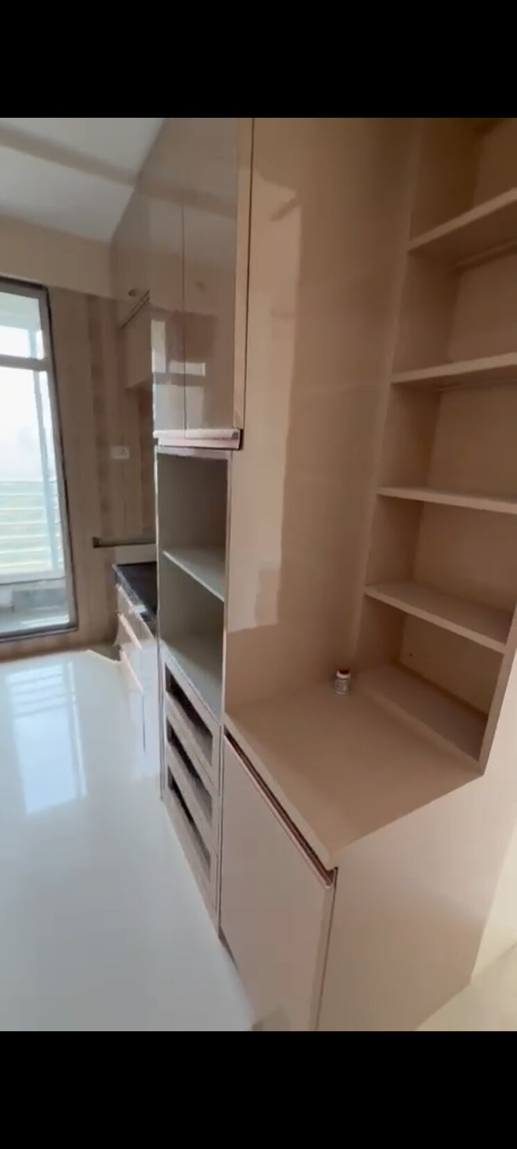 Bathroom, sheth-zuri 1.5 Bedroom 580 Sq.Ft. Apartment In Laxmi Nagar Thane 9666093