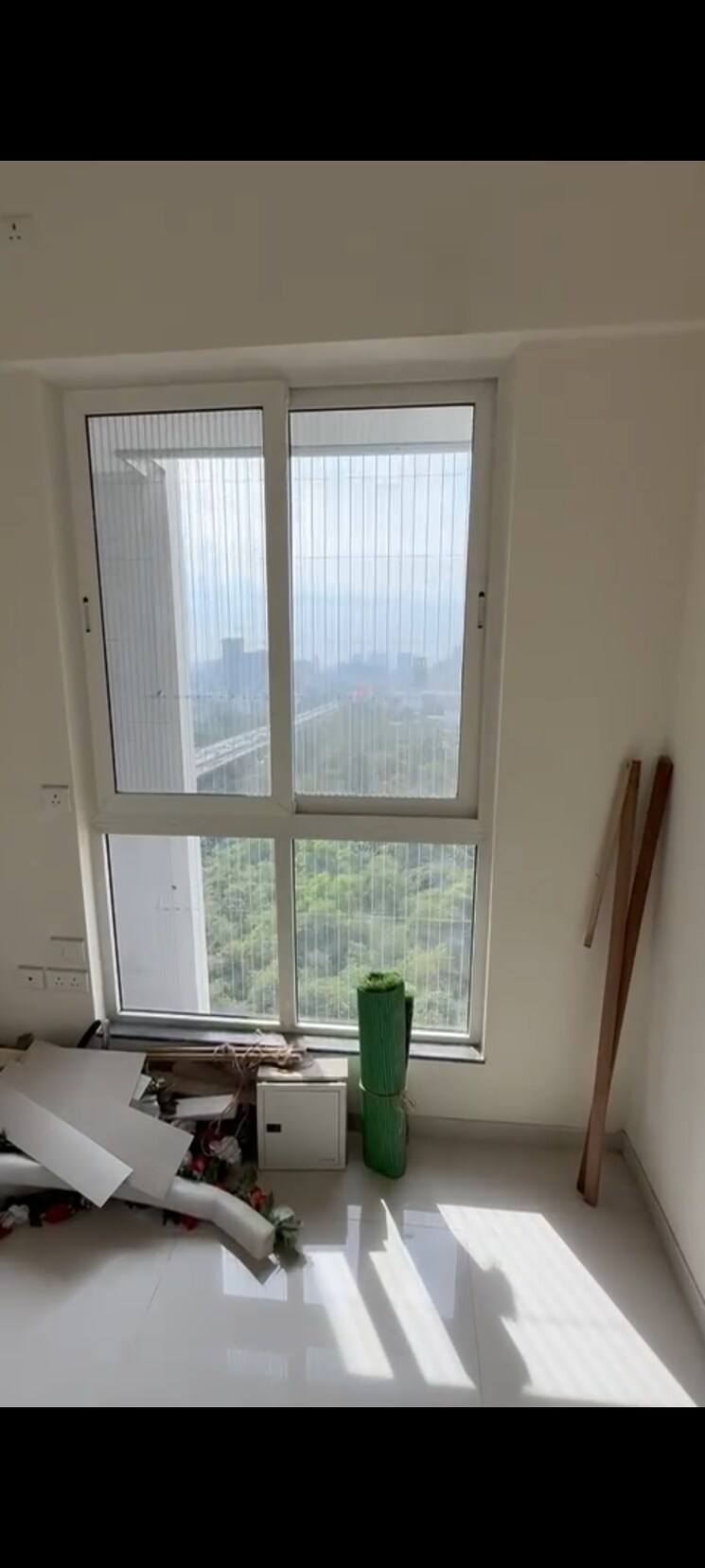 Room, sheth-zuri 1.5 Bedroom 580 Sq.Ft. Apartment In Laxmi Nagar Thane 9666093