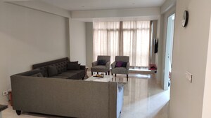 Team Area in 3 BHK Builder Floor at Lajpat Nagar Iii – for Rent