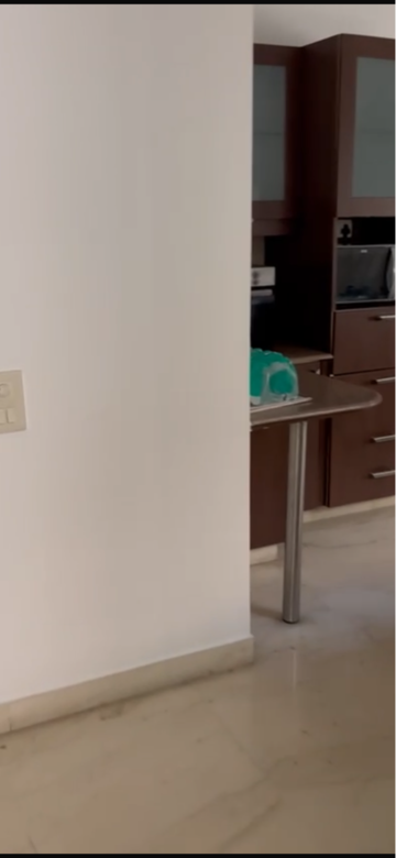 Furnished Amenities in 4 BHK Builder Floor at Neeti Bagh – for Rent