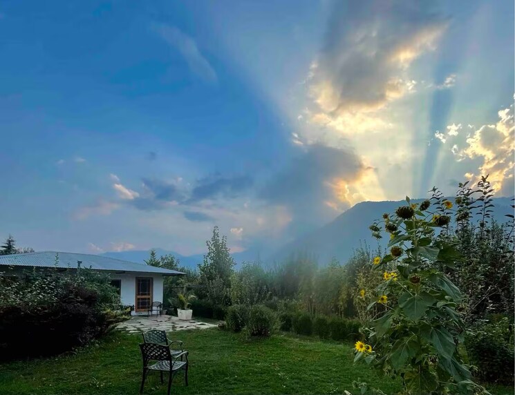 Exterior View, mukteshwar 3 Bedroom 6000 Sq.Ft. Independent House In Mukteshwar Nainital 9666108