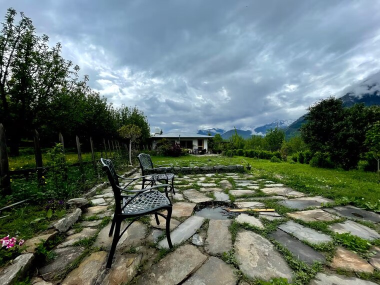 Exterior View, mukteshwar 3 Bedroom 6000 Sq.Ft. Independent House In Mukteshwar Nainital 9666108