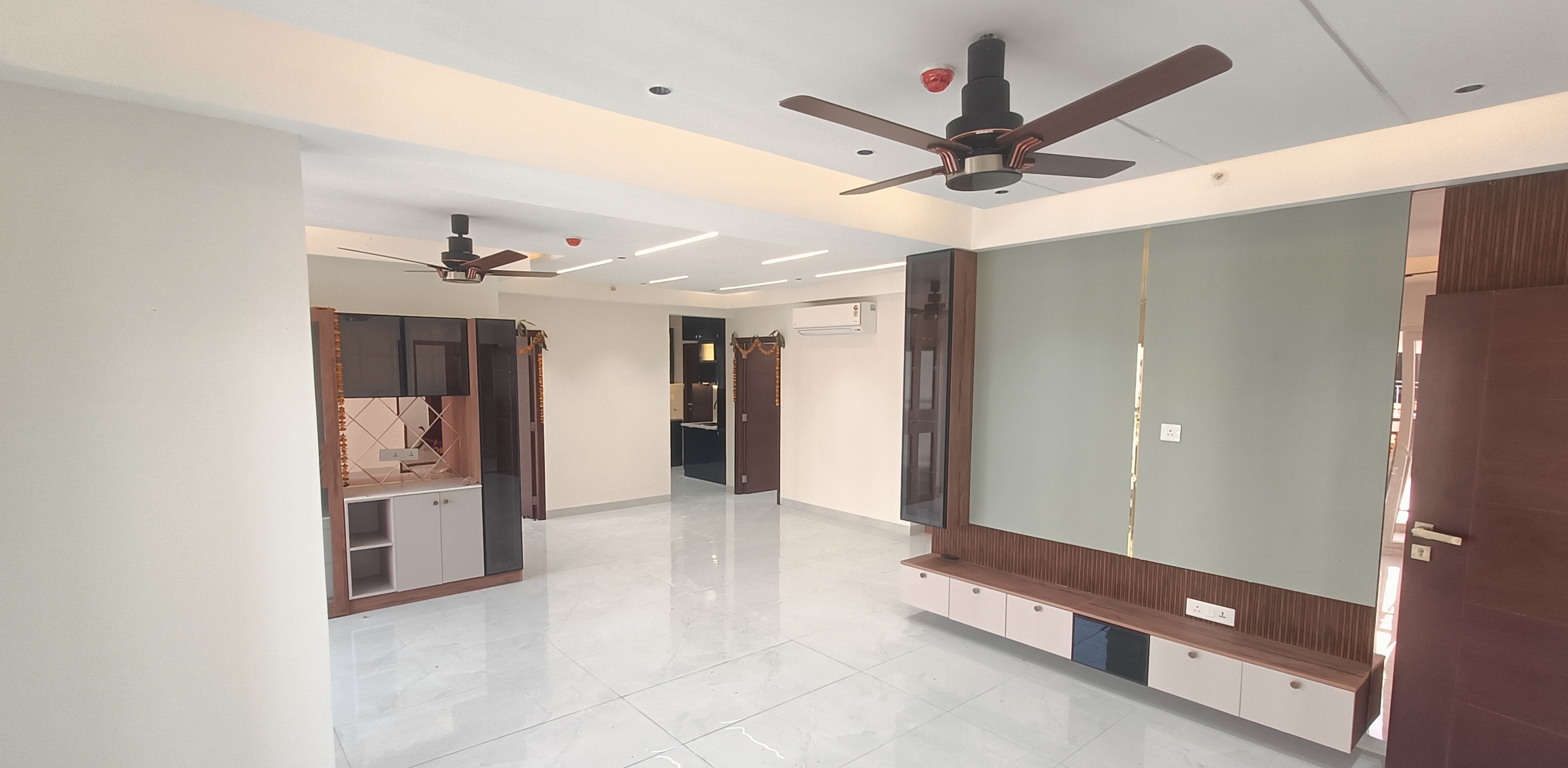 3 BHK + Pooja Room Apartment For Rent in Poulomi Avante