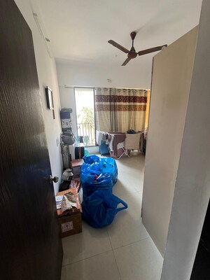 Parking in 2 BHK Apartment at Sindhi Society, Chembur – for Rent
