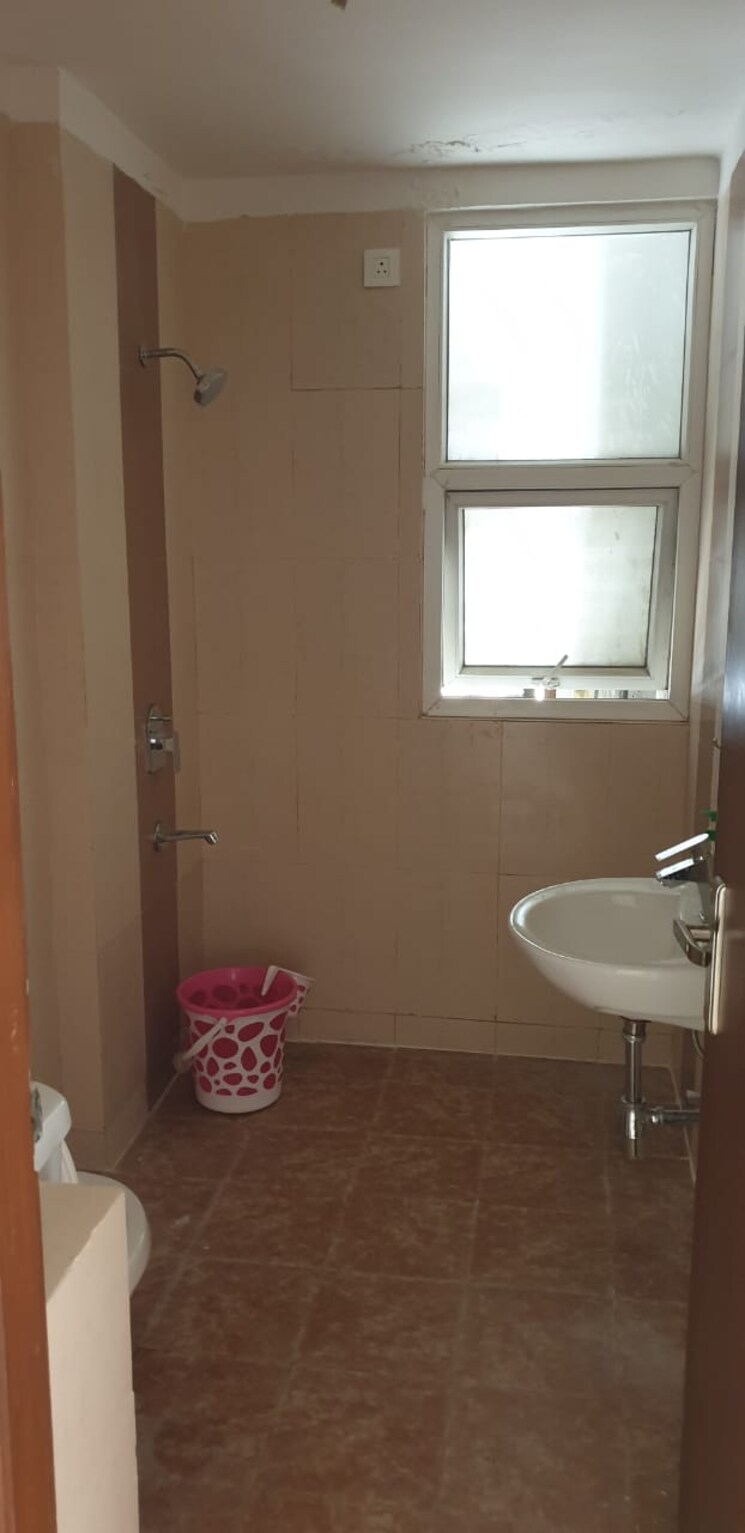 Bathroom, ramprastha-primera 3 Bedroom 1800 Sq.Ft. Apartment In Sector 37d Gurgaon 9666153