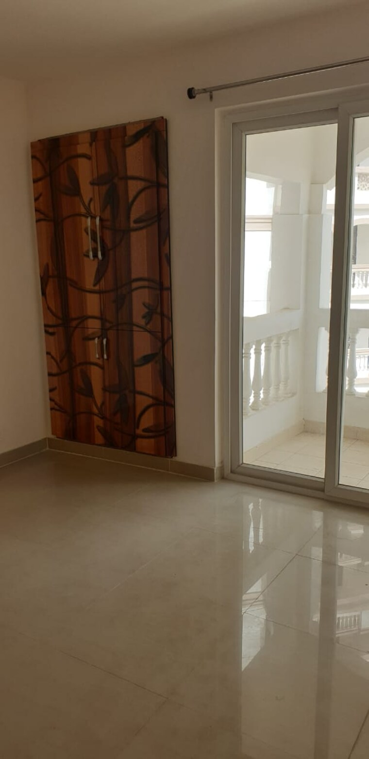 Room, ramprastha-primera 3 Bedroom 1800 Sq.Ft. Apartment In Sector 37d Gurgaon 9666153