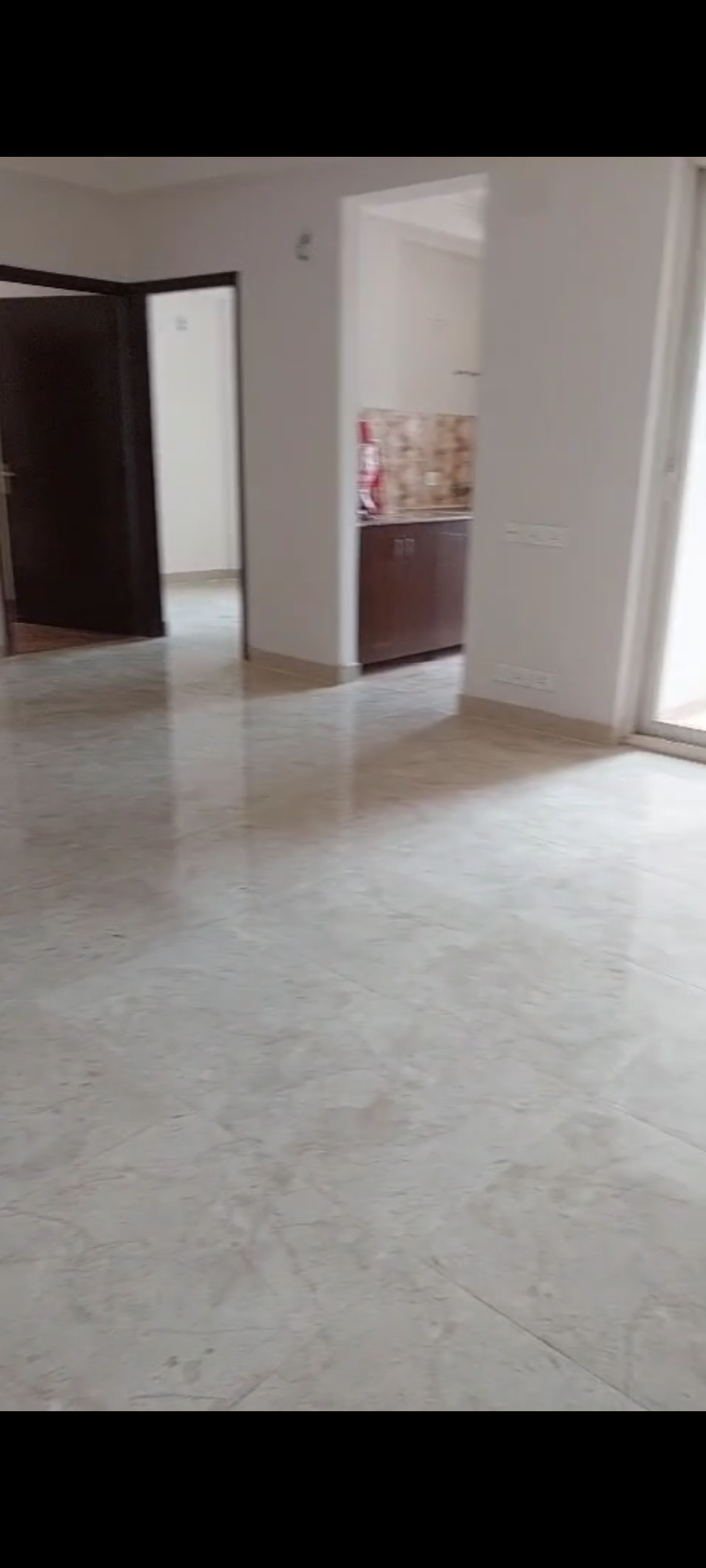 2 BHK Apartment For Rent in Amrapali Leisure Park
