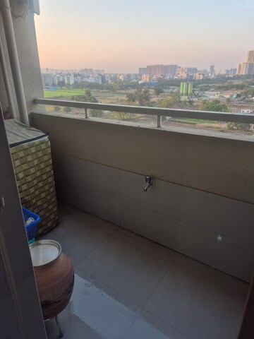 Furnished Amenities in 1 BHK Apartment at Divine Palm Springs, Wakad – for Rent