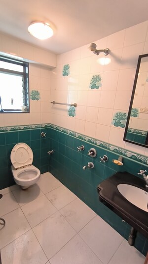 Master Bedroom in 2 BHK Apartment at Prabhadevi – for Rent