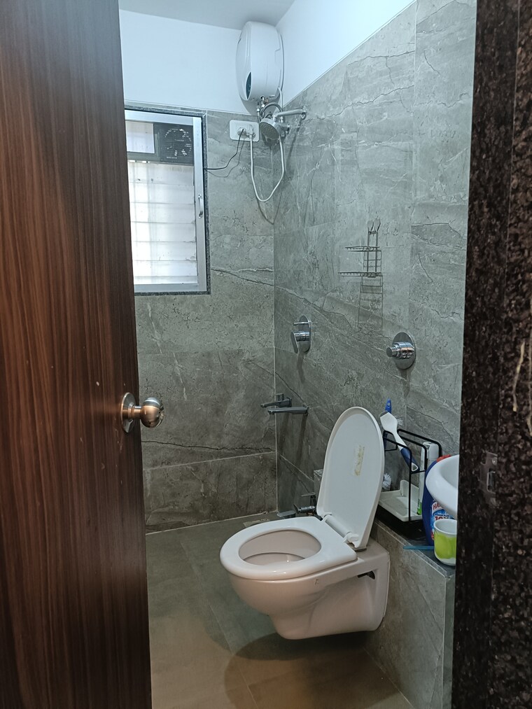 Bathroom, mohini-zen-vrindavan 2 Bedroom 600 Sq.Ft. Apartment In Dahisar East Mumbai 9666230