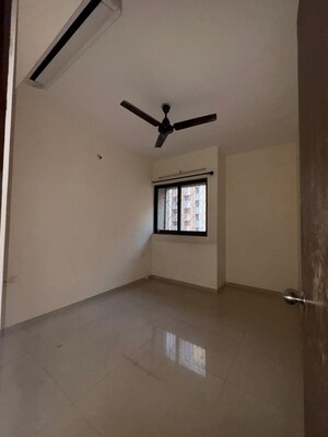 2 BHK Apartment For Sale in Lodha Downtown, Dombivli East