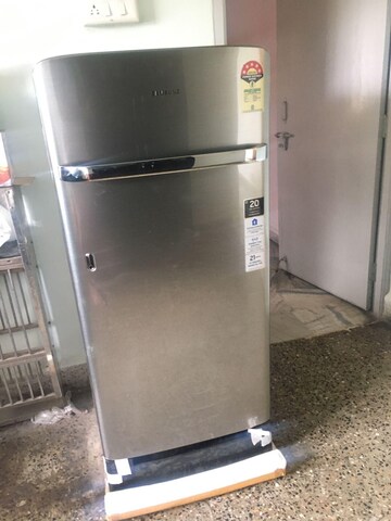 Furnished Amenities in 2 BHK Apartment at Ganraj Estate CHS, Hadapsar – for Rent