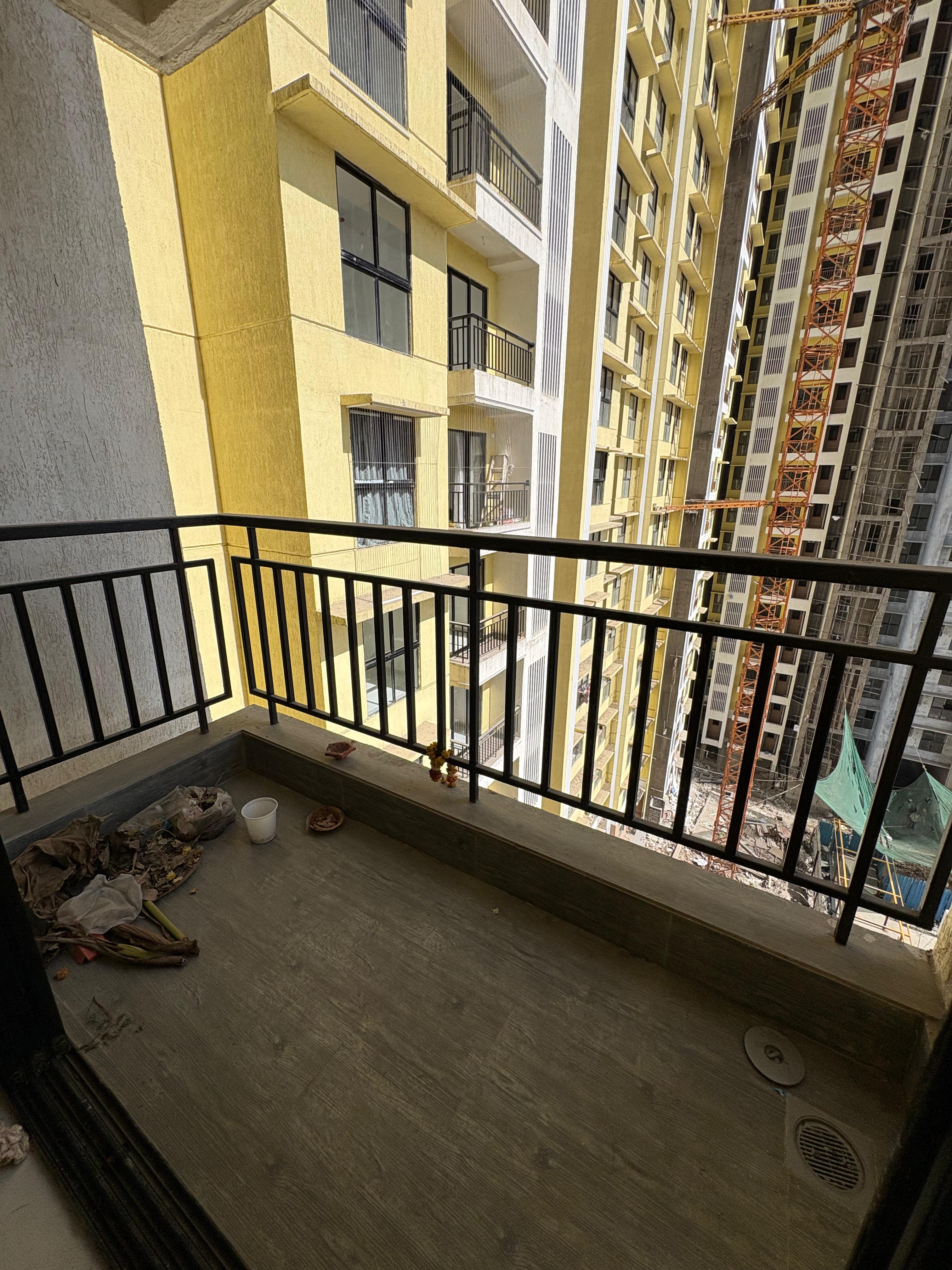 1 BHK + Pooja Room Apartment For Sale in Runwal Gardens