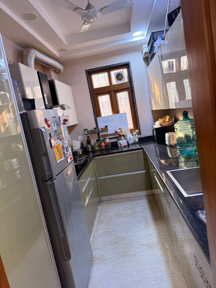 Kitchen, safdarjung enclave 3 Bedroom 1125 Sq.Ft. Builder Floor In Safdarjung Enclave Delhi 9666255