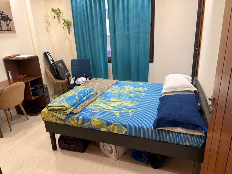 Bedroom, safdarjung enclave 3 Bedroom 1125 Sq.Ft. Builder Floor In Safdarjung Enclave Delhi 9666255