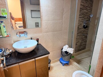 Bathroom in 3 BHK Builder Floor at Safdarjung Enclave – for Rent