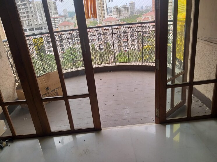 Balcony, mahindra-eminente 3.5 Bedroom 2350 Sq.Ft. Apartment In Goregaon West Mumbai 9666271