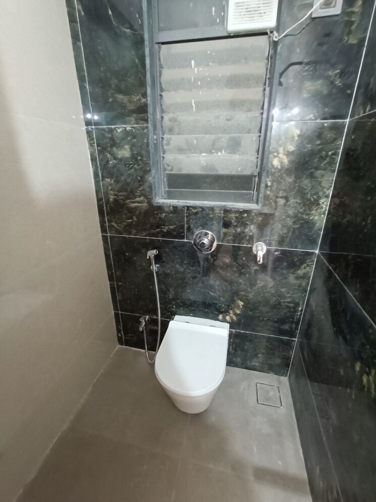 Bathroom, acme-36-allure 2 Bedroom 624 Sq.Ft. Apartment In Goregaon West Mumbai 9666268