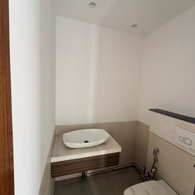 Bathroom, pareena-coban-residences 3 Bedroom 1997 Sq.Ft. Apartment In Sector 99a Gurgaon 9666287
