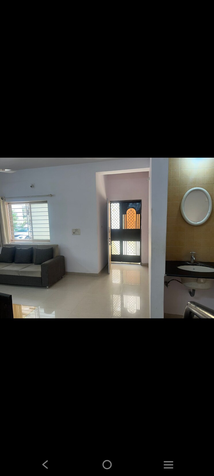 Living Room, savaliya-jahnavi-bunglows-iii 3 Bedroom 2016 Sq.Ft. Villa In Bopal Ahmedabad 9666286