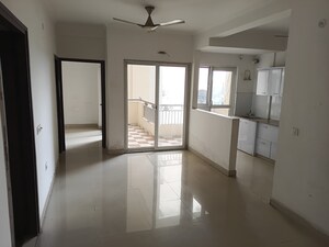 Room in 2 BHK Builder Floor at Kanth Road – for Rent