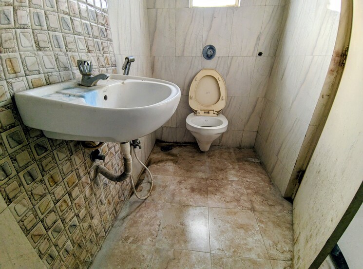 Bathroom, bora-ville 2 Bedroom 1320 Sq.Ft. Apartment In Kharadi Pune 9666294