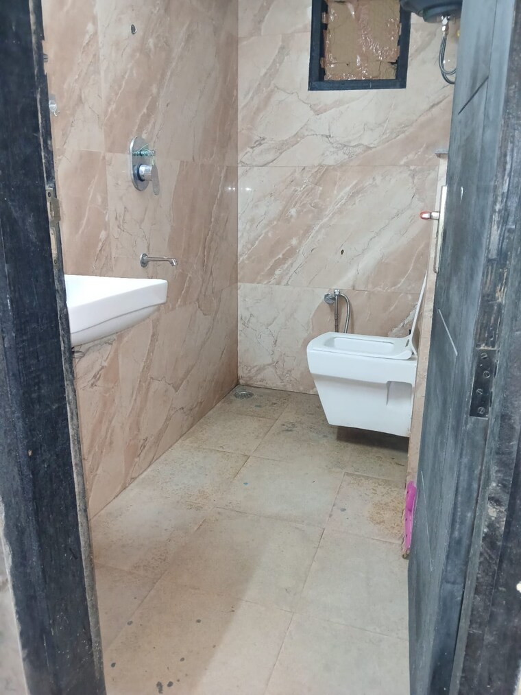 Bathroom, saket 1 RK 350 Sq.Ft. Builder Floor In Saket Delhi 9666295