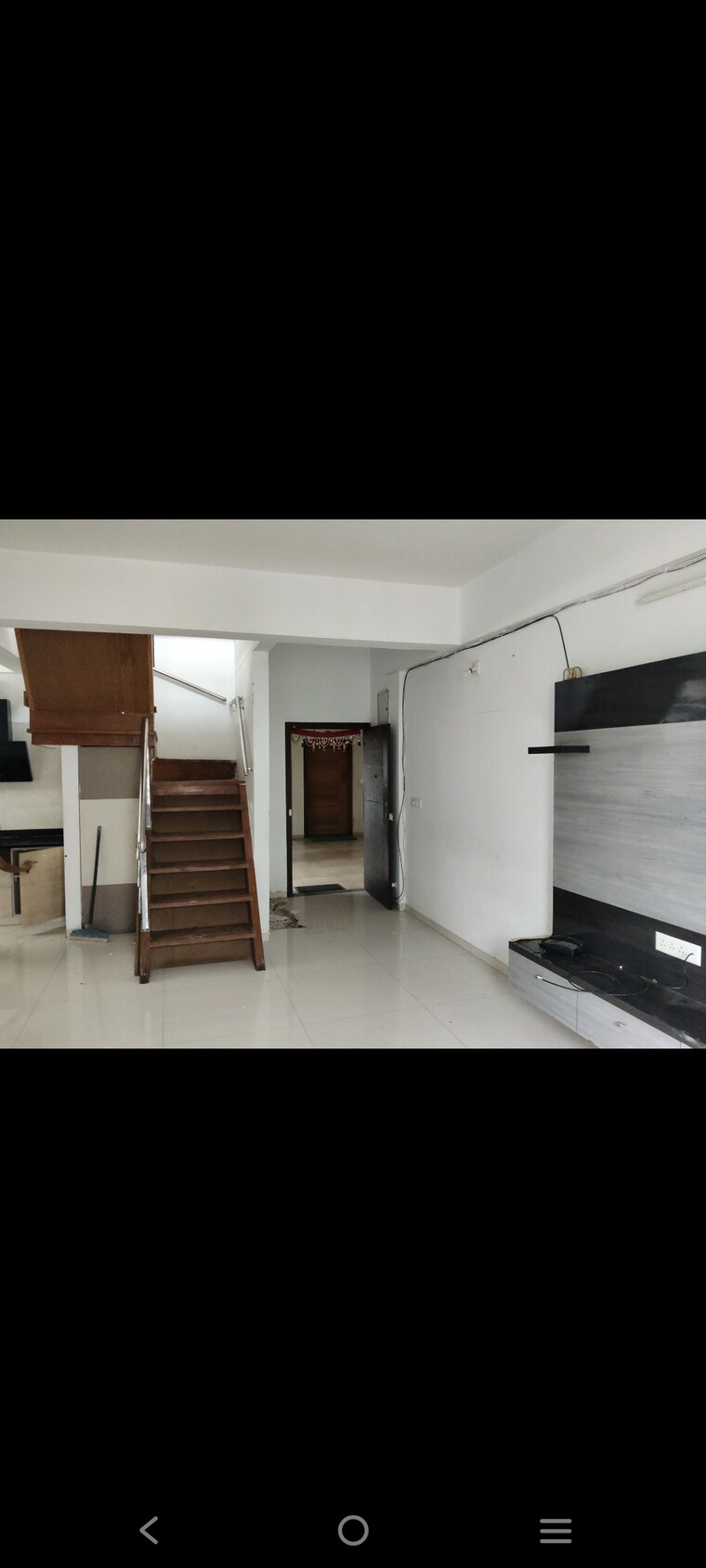 undefined, sangani-shaligram-lakeview 3 Bedroom 2800 Sq.Ft. Penthouse In Near Vaishno Devi Circle On Sg Highway Ahmedabad 9666300