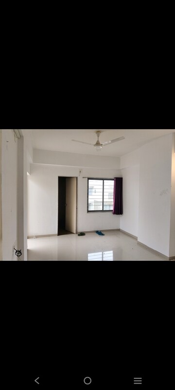 Room in 3 BHK Penthouse at Sangani Shaligram Lakeview, Near Vaishno Devi Circle On Sg Highway – for Rent