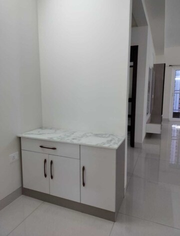 Room in 3 BHK Apartment at My Home Sayuk, Tellapur – for Rent