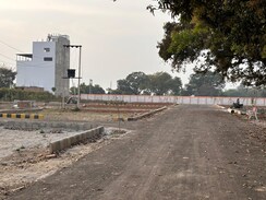 Plot For Sale in Priyanka Bajpai Propertie